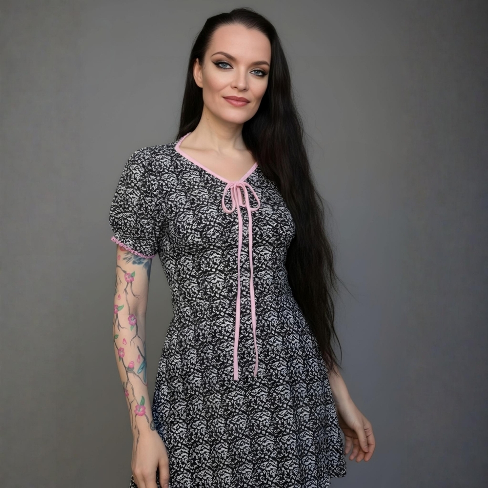 Love + Harmony ✦ Dreamers You Know Floral Dress ✦ Pink Trim Puff Sleeve M NWT